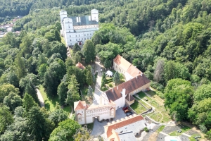 Račice Castle_areal_from_the_height